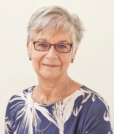 Gloria Dobbin