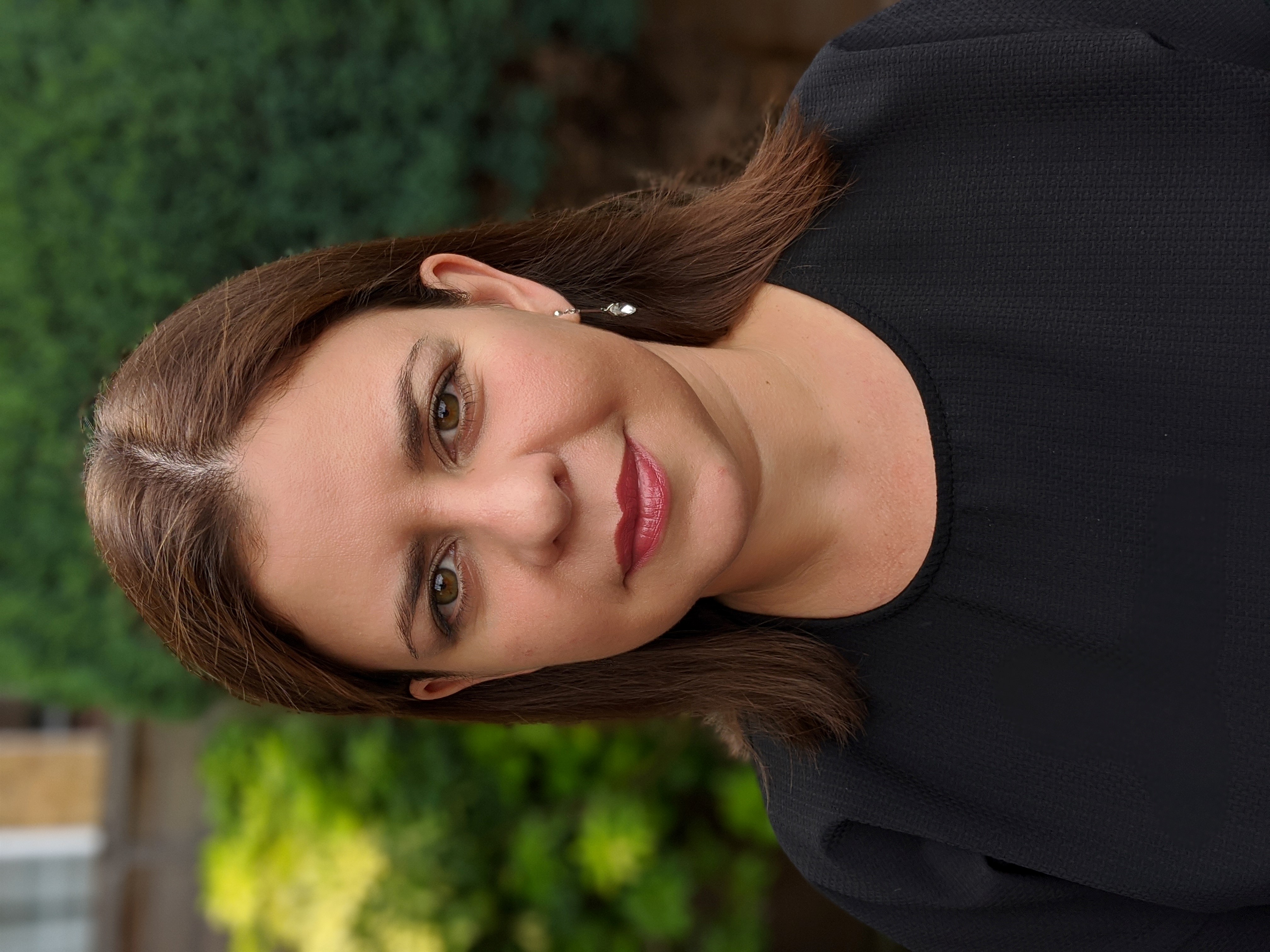 Yesenia De Andrade De Caires