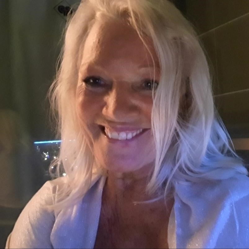 Angela King