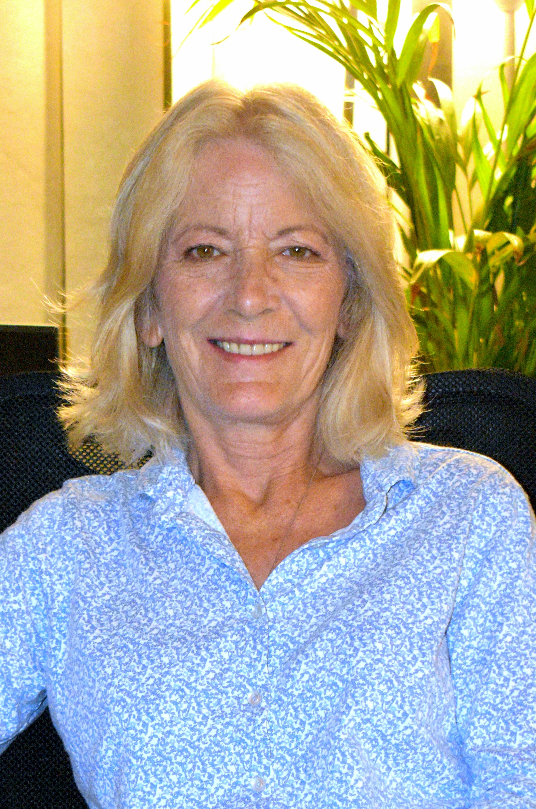 Angela Holt