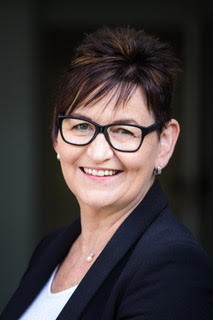 Julie Lesslie