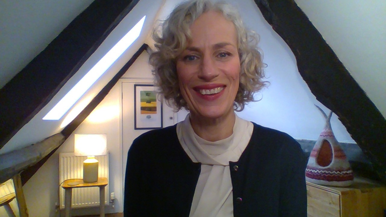 Alison Rowe